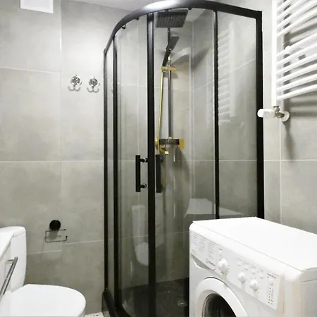 Hola Legionow Apartament