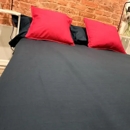 Hola Legionow Apartament *